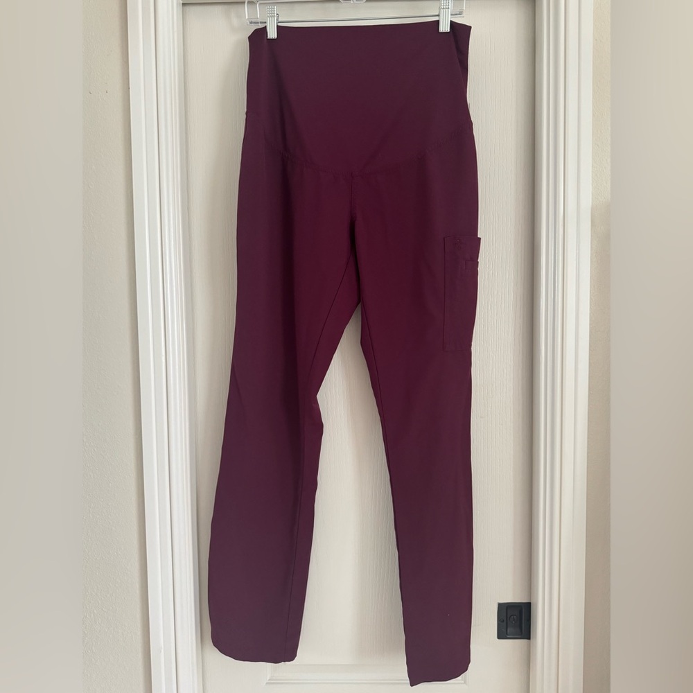 Med Couture Straight-Leg Scrub Pants in Burgundy
Size XS